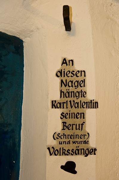 DSC_1827.jpg - Ein Muss: der Besuch im  Valentin-Musäum 